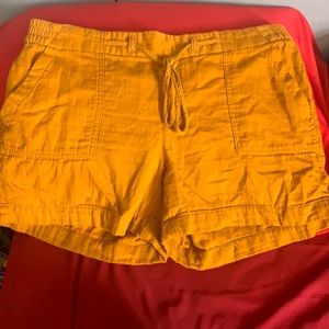 Old Navy yellow shorts with pockets